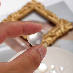 Aplique de Perlas Falsas de Media Pieza, Forma Irregular, Base Plana Blanca, Accesorio para Pinzas de Pelo DIY, Estilo Moderno - Product Image 3