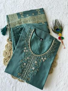 Ensemble Kurti Pant Dupatta traditionnel indien à séchage rapide, longueur au sol, pour femmes, tenue ethnique élégante pour les fêtes - Product Image 5
