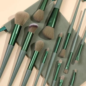Ensemble de pinceaux de maquillage en fibres synthétiques - 13 pièces, pinceaux éventail et de précision/contour avec poils doux, manche en plastique, outil de beauté portable - Product Image 2