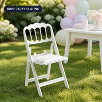 Chaise pliante ergonomique en plastique écologique avec dossier arqué et coussin, idéale pour les événements, les fêtes de mariage et les jardins d'enfants