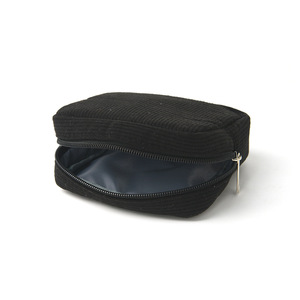 Sac de rangement en velours côtelé avec fermeture éclair, écologique et durable, avec sangle de poignet portable pour serviettes hygiéniques, usage domestique, motif léopard - Product Image 3