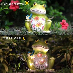 Frog <b>Lantern</b> Resin <b>Solar</b> Garden Light Animal Shape Outdoor Decorative Lighting Courtyard Ornament Painted Finish - Product Image 1