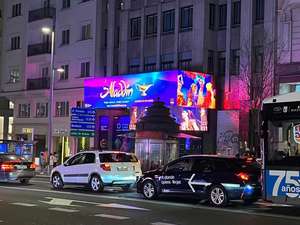 Écran LED mural extérieur haute définition 4 pieds x 8 pieds P3.076 Affichage LED fixe extérieur pour centre commercial - Product Image 6