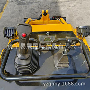 Fabricant SOURCE Exportateur de mini-chargeurs Oumei pour équipements agricoles de stockage et de manutention en verger - Product Image 3