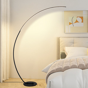 โคมไฟตั้งพื้นอะลูมิเนียมแบบมีพอร์ต USB รุ่นใหม่สไตล์เมดิเตอร์เรเนียน สำหรับห้องนั่งเล่นหรือข้างเตียงโรงแรม ให้ความรู้สึกอบอุ่นและมีสไตล์ ได้รับการรับรองจาก HFBH - Product Image 5