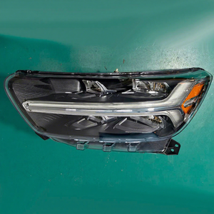 Feux avant RAYSEZE pour <span class=keywords><strong>Volvo</strong></span> <span class=keywords><strong>XC40</strong></span> <span class=keywords><strong>T5</strong></span> <span class=keywords><strong>2019</strong></span>-2023, phare LED complet, VERSION AMÉRICAINE, version haut/bas, AFS 31689217 31689218 - Product Image 1