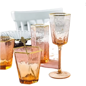 Set di 6 Bicchieri da Vino in Cristallo Esagonale Ambrato Rosa Senza Piombo con Bordo Dorato e Texture Martellata, Set di Bicchieri Highball per <span class=keywords><strong>Acqua</strong></span> di Lusso Minimalista - Product Image 1