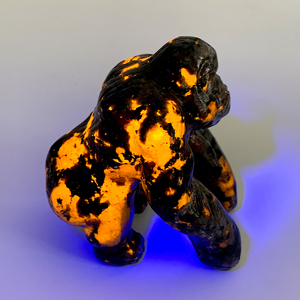Statue de gorille en Yooperlite, sculptures en pierre naturelle et cristal pour la décoration intérieure, vente en gros - Product Image 2