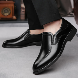 Mocassins en cuir véritable pour hommes, à bout pointu, à enfiler, semelle souple, chaussures de mariage, style décontracté d'été marron - Product Image 3
