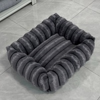 Coussin rectangulaire pour animaux de compagnie en tissu peluche lapin à rayures droites haute densité pour chats et chiens à poils longs, chaud pour l'hiver
