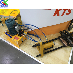 トラックピン取り付け・取り外し機、トラックテンション調整機、油圧式トラック取り付け・取り外し機 - Product Image 2