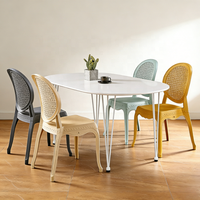 Chaises Windsor en plastique de luxe au design moderne de haute qualité, chaise de restaurant en plastique, mobilier de salle à manger commercial