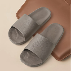 Nuevas Sandalias de Verano de Alta Gama con Diseño Simple, Color Oscuro, Antideslizantes, Cómodas y de Suela Suave para Interiores - Product Image 5