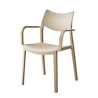 Fauteuil de salle à manger moderne en plastique avec un design simple, empilable pour usage domestique et commercial