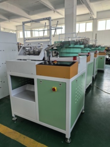 Machine automatique multi-fils pour l'enroulement de bobines de fils fins et épais, <span class=keywords><strong>enrouleur</strong></span> de bobines pour fil dentaire et fil à coudre - Product Image 6