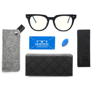 Nouvelles lunettes optiques de haute qualité TR90, style œil de chat, charnières métalliques de haute qualité, blocage de la lumière bleue - Product Image 1