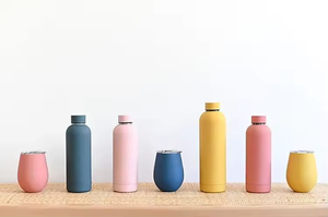 Gobelet isolé sous vide en acier inoxydable à double paroi personnalisé en gros Bouteille d'eau de sport de grande capacité - Product Image 4