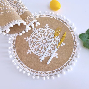 Sous-verre en corde de coton style bohème, tapis de table tissé, dessous de plat résistant à la chaleur, décoration de maison style ferme, cadeau en macramé, vente en gros - Product Image 1