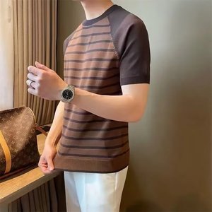 เสื้อยืดแขนสั้นลายทางสำหรับผู้ชาย สีดำและสีน้ำตาล M L XL 2XL 3XL คอกลม ทรงหลวม ใส่สบาย - Product Image 4