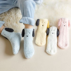 Chaussettes en peluche pour tout-petits avec oreilles longues de chien, couleur macaron, chaussettes pour bébé avec oreilles 3D, chaussettes de dessin animé unisexes pour bébé pour l'automne et l'hiver - Product Image 1