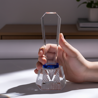 Trofeo de Cristal Pulido Impermeable en Oferta, Columna Facetada Transparente con Base Azul, Grabado Personalizado, Premios Corporativos Limitados