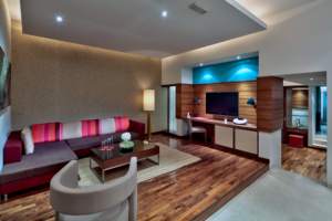 Meubles d'hôtel, ensembles de chambres 5 étoiles, meubles d'appartement d'hôtel Foshan, lit <span class=keywords><strong>king</strong></span> size en bois avec support de télévision - Product Image 3