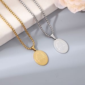 Collier avec pendentif ovale gravé de l'archange Michel plaqué or 18 carats, imperméable, de la marque Dina Fashion, pour homme - Product Image 6