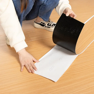 Plancher en vinyle PVC Surface en bois Plancher en vinyle auto-<span class=keywords><strong>autocollant</strong></span> - Product Image 1