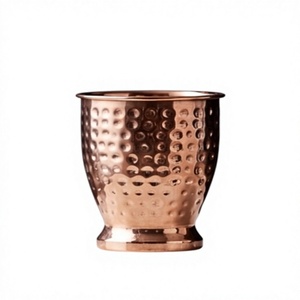 Gobelet court en cuivre martelé, verre à boire ayurvédique traditionnel, tasse à eau en métal, articles de bar - Product Image 1