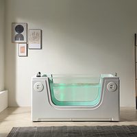 Baignoire moderne autoportante en acrylique pour animaux de compagnie, design rectangle blanc avec égouttoir et robinet pour animaux de compagnie