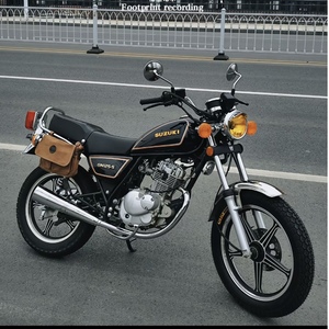 Motocyclette à essence Suzuki GN125 d'occasion, moto de rue classique de <span class=keywords><strong>125</strong></span> cm3, moto d'occasion durable et économe en carburant pour les trajets quotidiens - Product Image 3