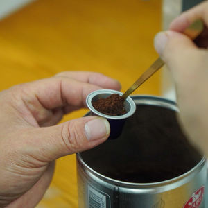 Cápsulas de café de papel de aluminio reciclado portátiles y desechables con función para negocios Los vacíos se pueden <span class=keywords><strong>reutilizar</strong></span> - Product Image 2