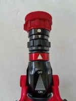 Lance d'incendie QLD6.0/1.0III-SX 45-60 LPM à débit sélectionnable avec poignée pistolet pour camions de pompiers