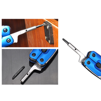 Pince multifonction en acier inoxydable de survie en plein air de vente chaude Outils multifonctions de camping avec bouton coulissant