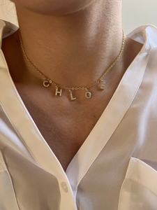Collana con Ciondolo in Rame YB 6mm con Incastonatura di Zirconi, Charm Personalizzabile con Lettere in Zirconia Cubica, Regalo Personalizzato <span class=keywords><strong>per</strong></span> <span class=keywords><strong>Lei</strong></span> - Product Image 2