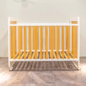 Custom High Quality Natural Wood Baby Crib New Design Multifunctional Twin Baby Bed Crib Green Guard Gold Certified