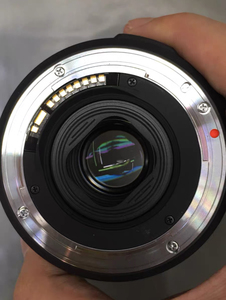 เลนส์มือสองสำหรับถ่ายภาพภูมิทัศน์ — 10-20 มม. f/3.5 EF คุ้มค่ากว่าของใหม่ พร้อมฮูด + ฝาปิด + กระเป๋า พร้อมใช้งาน! - Product Image 5