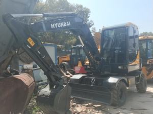 HYUNDAI R60WVS a utilisé la pelle sur pneus d'occasion de 6 tonnes à vendre - Product Image 6