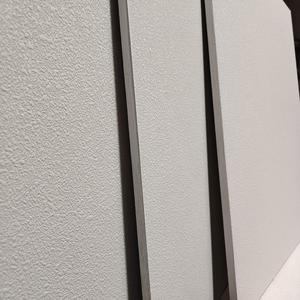 Carreaux <span class=keywords><strong>de</strong></span> plafond acoustiques carrés en <span class=keywords><strong>fibre</strong></span> <span class=keywords><strong>de</strong></span> <span class=keywords><strong>verre</strong></span> <span class=keywords><strong>de</strong></span> style moderne panneau en pierre <span class=keywords><strong>de</strong></span> <span class=keywords><strong>fibre</strong></span> <span class=keywords><strong>de</strong></span> <span class=keywords><strong>verre</strong></span> à prix d'usine pour hôpital installation facile - Product Image 2