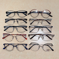 Promo Kacamata Frame Stainless Steel Model dan Warna Campuran, Pola Solid, Lensa AC, Unisex