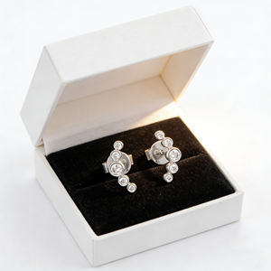 Pendientes de Aro con Diamantes Cultivados en Laboratorio de Corte Brillante de 0.48ct, Chapados en Oro de 14K, Certificados por IGI, Unisex, de Lujo, para Bodas y Fiestas, Calidad VS - Product Image 3