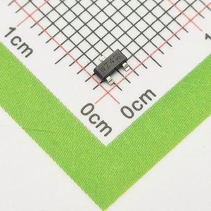 new&original BZX84-B30,215 SOT-23 Diodes Zener Diodes 250mW 2% 30V 0.05uA - Product Image 1