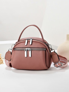Nouveaux Sacs Bandoulière de Créateur Tendance en Cuir PU de Haute Qualité, Sacs Messager Décontractés, Cabas de Luxe pour Femmes, Sacs à Main et Pochettes - Product Image 3