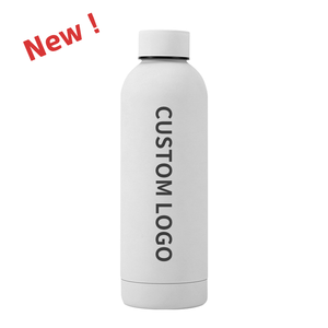 Botella de Agua de Acero Inoxidable de 750 ml (1 Litro) con Triple Aislamiento y Personalización con <span class=keywords><strong>Mi</strong></span> Propio <span class=keywords><strong>Nombre</strong></span> - Product Image 1