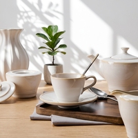 Service de table en céramique et porcelaine ST Modern Milk White Smooth Colored Glaze, comprenant des assiettes à dessert et des bols à riz, pour la maison, l'hôtel et les banquets.