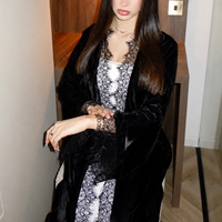 Nouvelle Abaya Style Dubaï pour l'Aïd Ramadan 2026 – Abaya en Velours et Dentelle Automne Hiver – Cardigan Modeste pour Femmes Musulmanes – Robe Musulmane pour Femmes