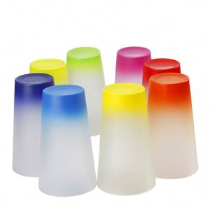 Gobelet dégradé givré de 17 oz en PP transparent, imprimé par transfert thermique, en forme de canette de bière - Product Image 1