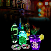 Sous-verre LED Lumineux pour Bouteille, 4 LED, 3 Modes Clignotants, Base Lumineuse en Mousse EVA pour Verre à Vin, Bar, KTV, Fête