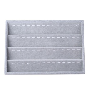 Plateau à bijoux multifonctionnel en microfibre personnalisé, empilable, pour l'affichage des bagues - Product Image 3