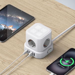 Tira de alimentación de luz nocturna con 4 USB Cable de extensión de torre de <span class=keywords><strong>enchufe</strong></span> múltiple Tira de alimentación con interruptor doble Torre de <span class=keywords><strong>enchufe</strong></span> de escritorio - Product Image 5